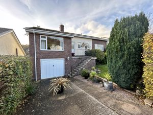 Photo 1- click for photo gallery